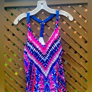 Super flattering tie dyed swimsuit top medium
